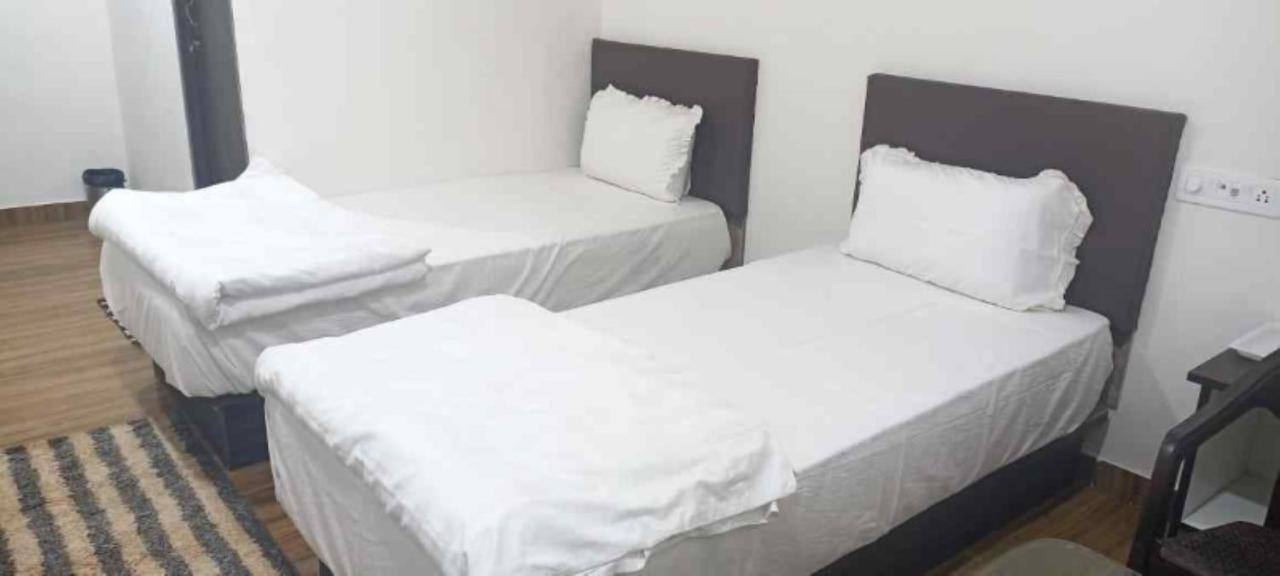 Hotel Satkar International Chhindwāra 外观 照片